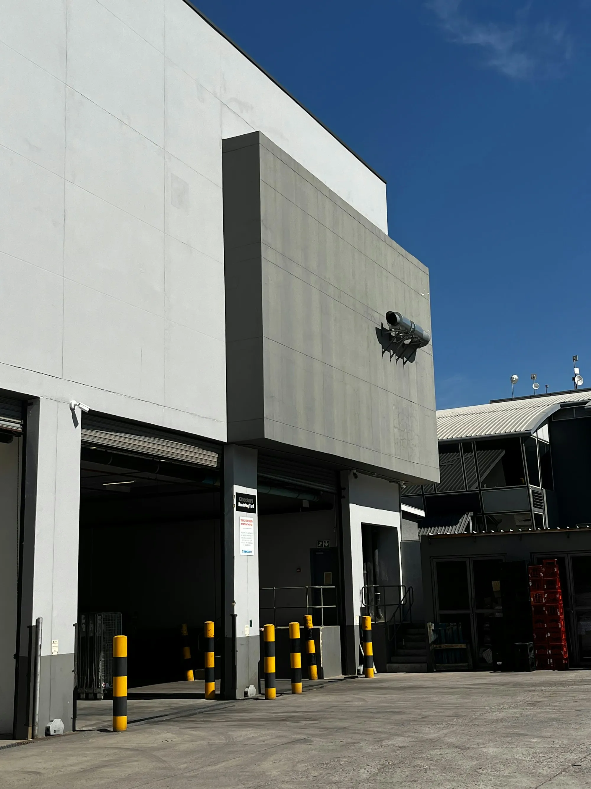 Industrial building exterior with loading docks
